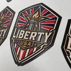 Escudo 3D textil personalizado Liberty con relieve y corte individual