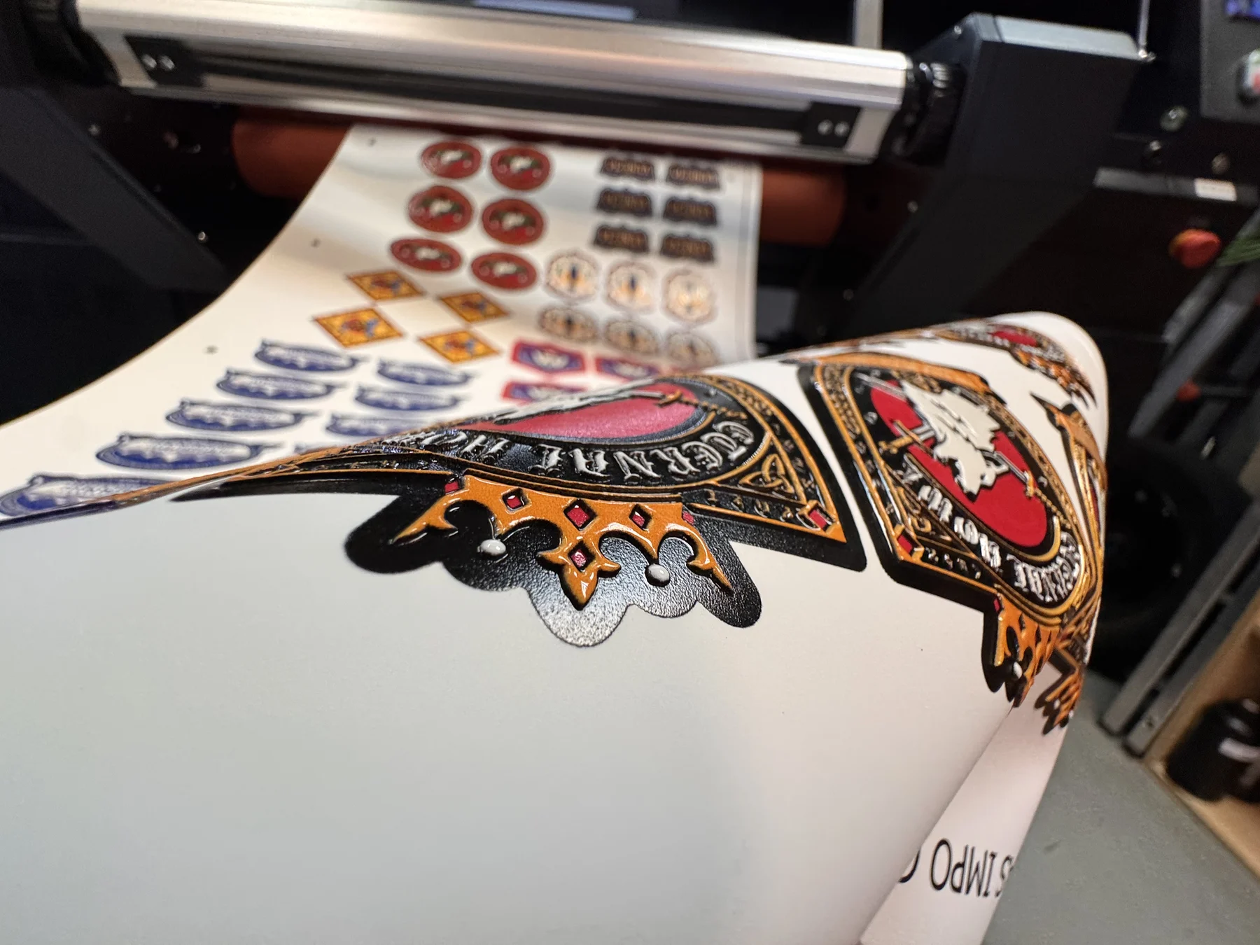 Parches 3D textil personalizados con relieve termosellado