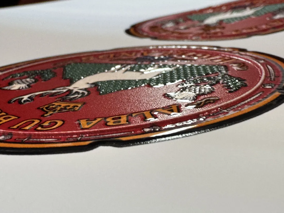 Escudo 3D textil con relieve, fabricación Barcelona